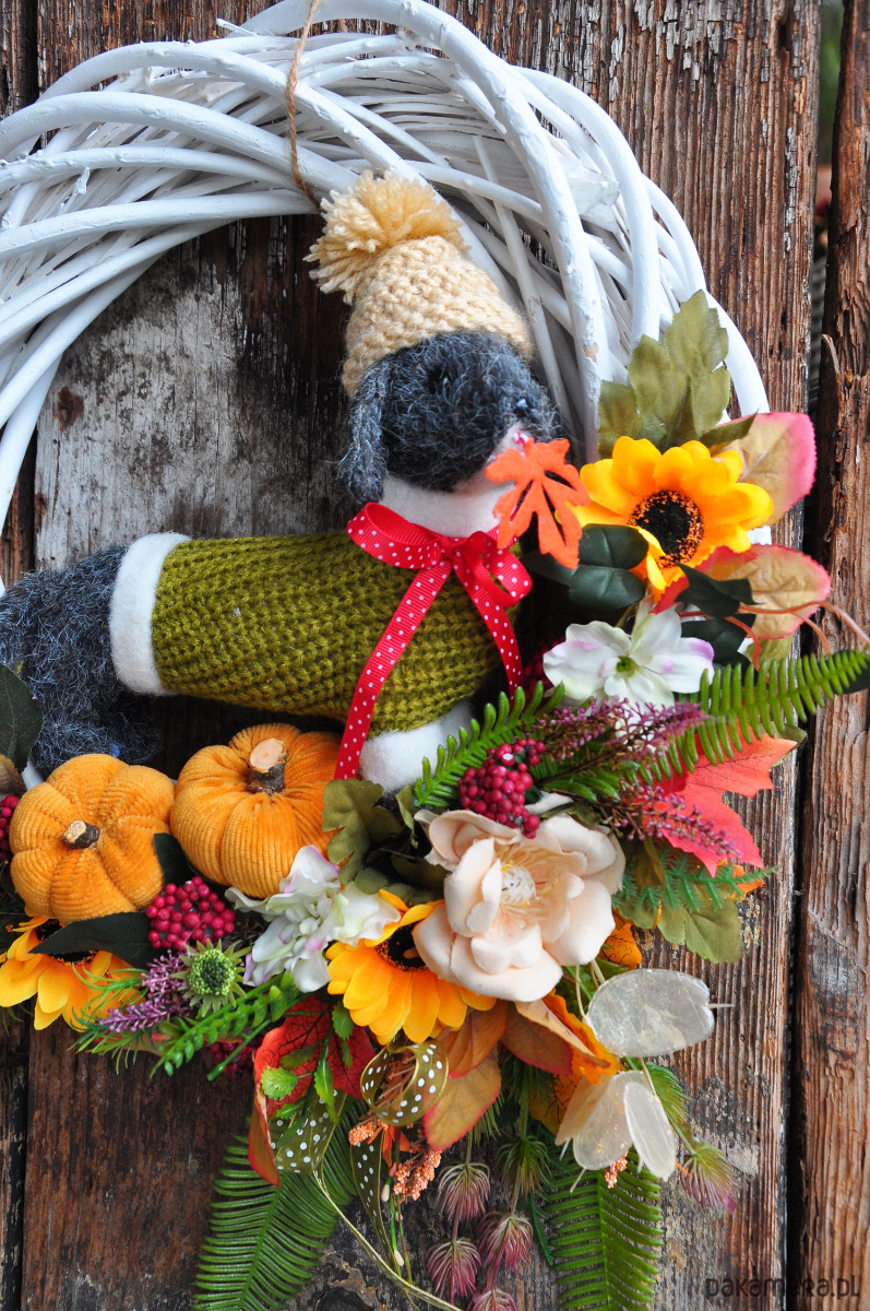 wianki Jesienny wianek z jamniczkiem 2