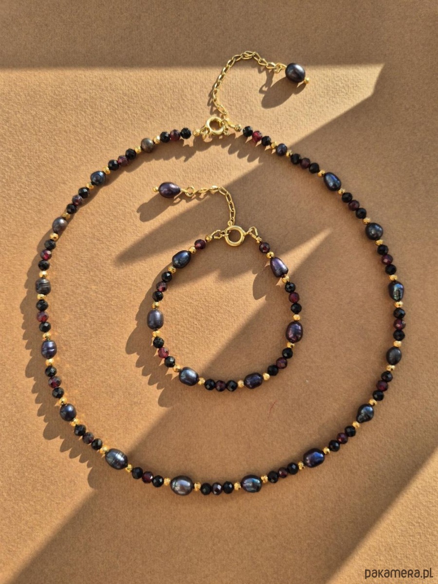 bransoletki z kamieni naturalnych Wzorzysta bransoletka z czarnych pereł, granatów i hematytów z łańcuszkiem 3