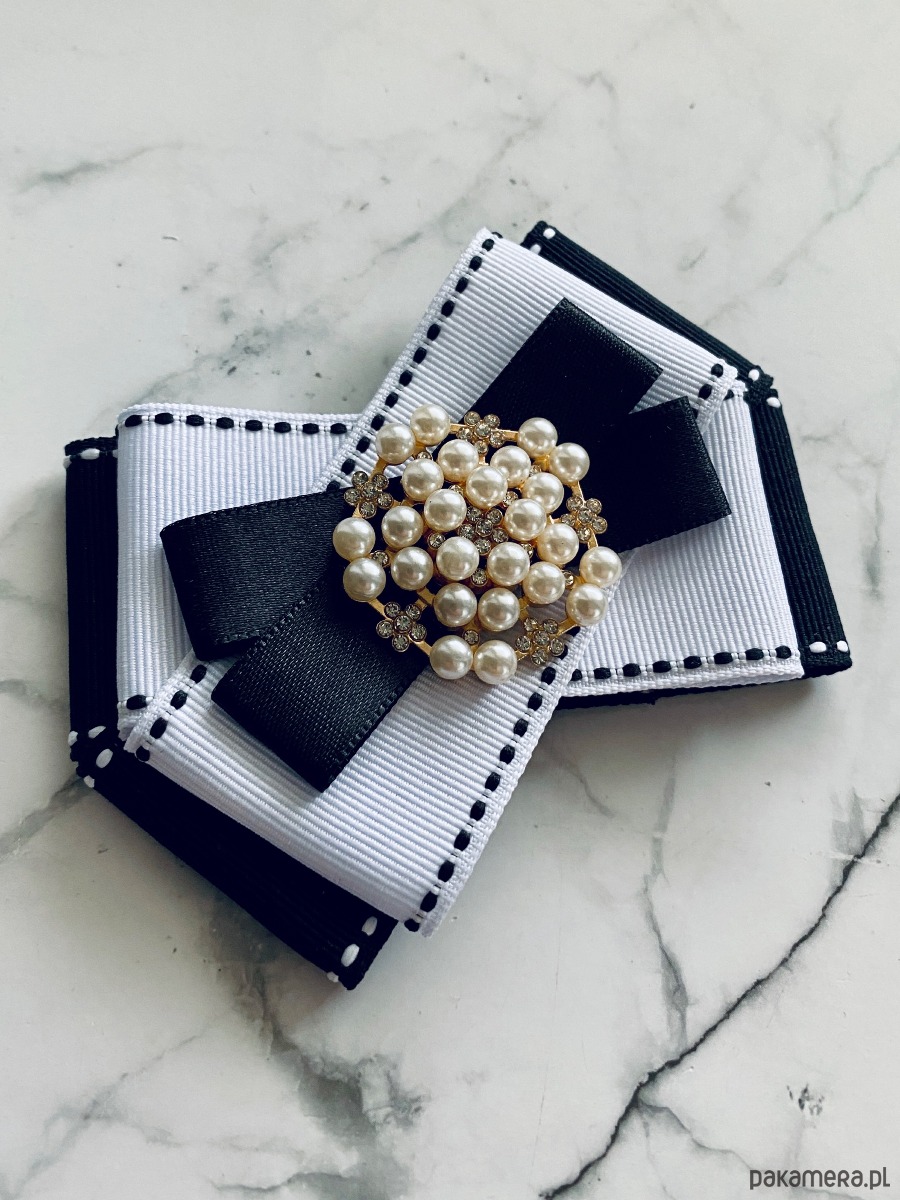 broszki Black & White Brosza   z perłami  NEW 8