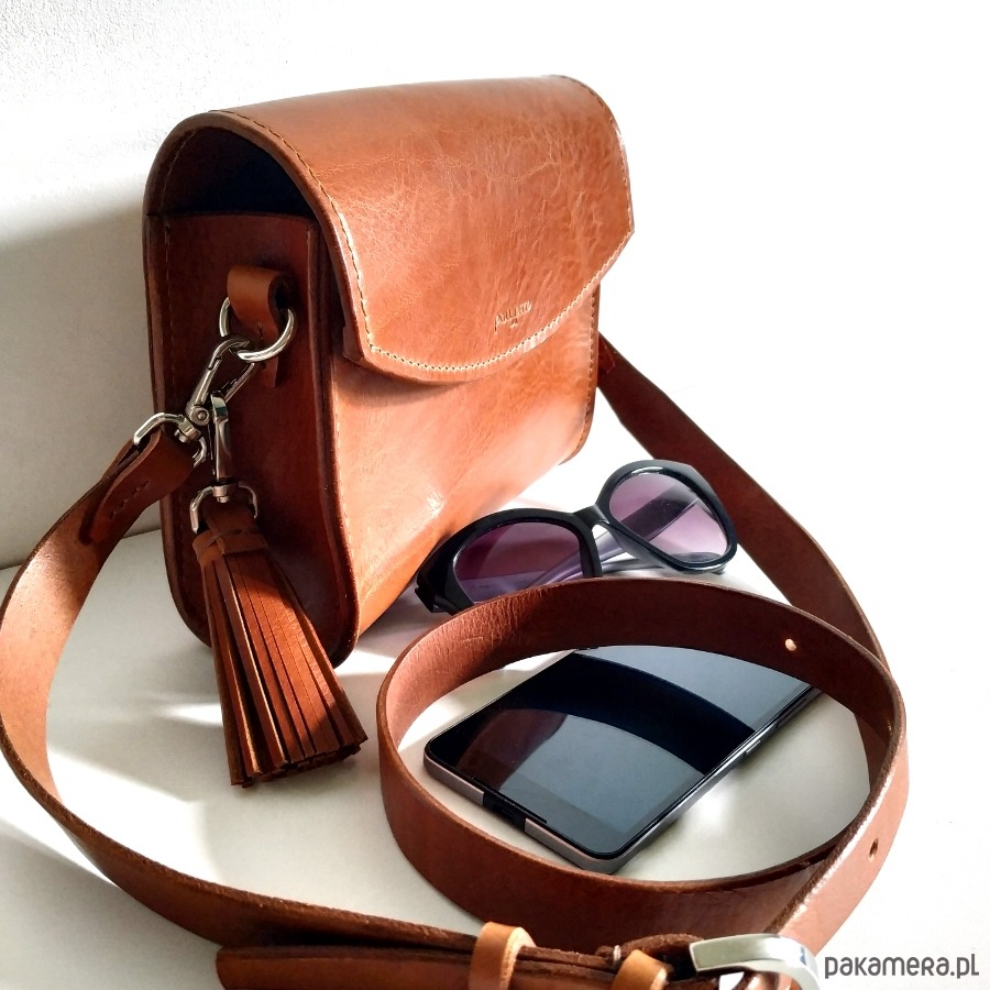 torby na ramię Miss koniak mała torebka na pasku 3