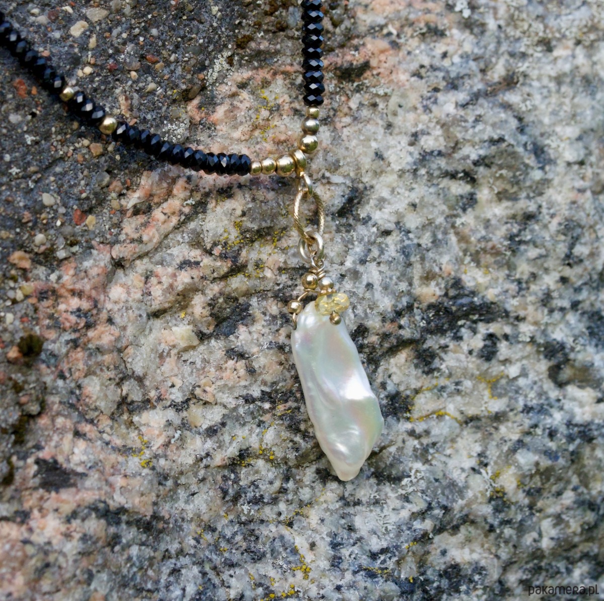 złote naszyjniki Naszyjnik szlachetny z piękną perłą 4