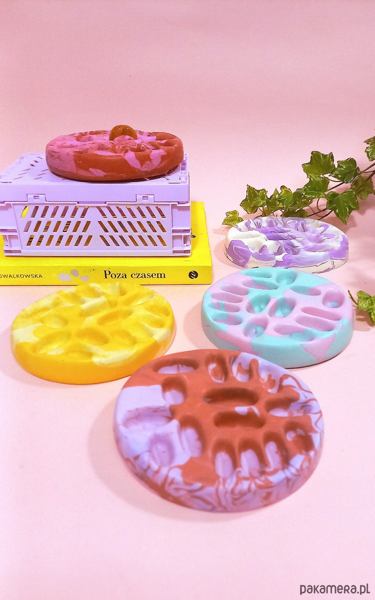 pojemniki na biżuterię Stojak na biżuterię, kamień beżowo-musztardowy 1