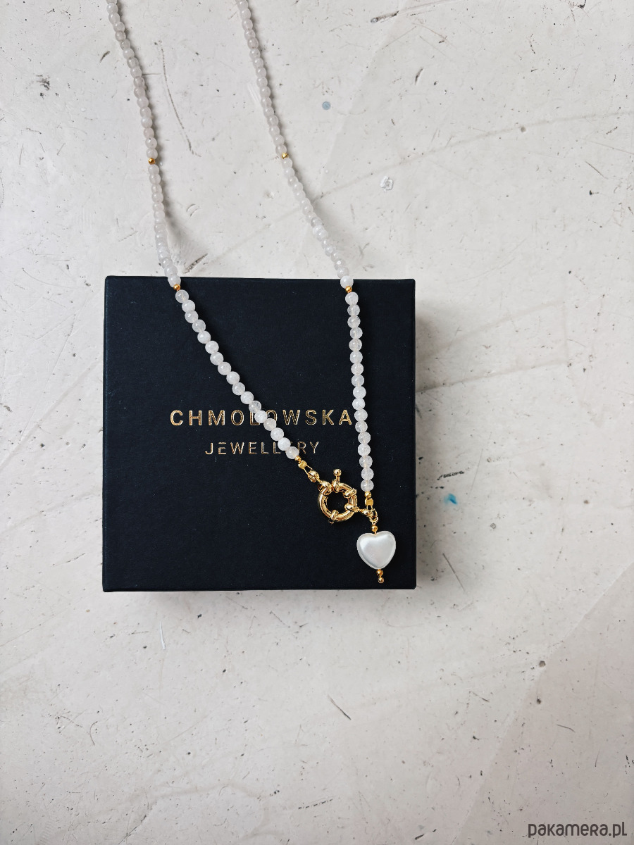 złote naszyjniki Naszyjnik Jadeit i Serce 2