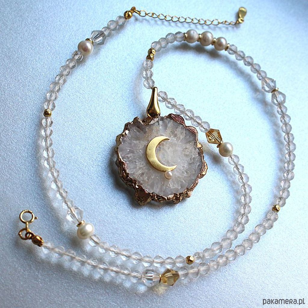 wisiory Unikatowy Choker z druzą  kryształu górskiego i księżycem 3