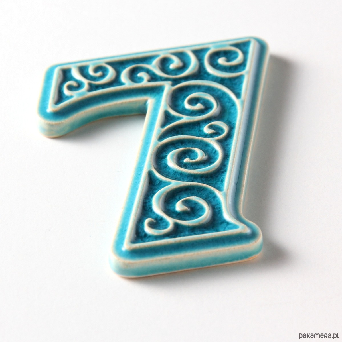 napisy dekoracyjne i tabliczki Numer mieszkania - ceramiczna cyfra 7 turkusowa wys.8cm 1