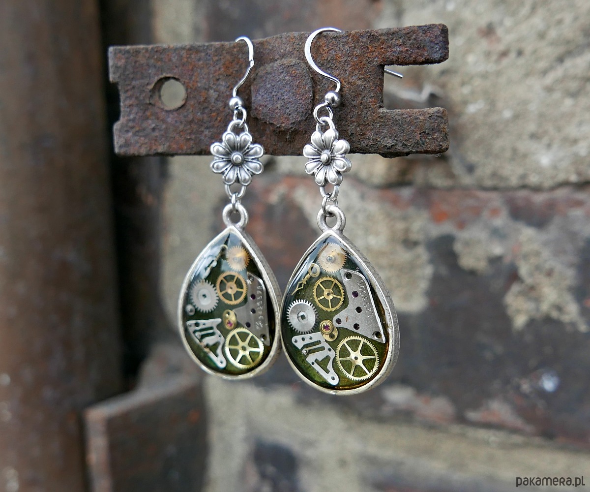 kolczyki z żywicy Kolczyki steampunk w zieleni #3 1