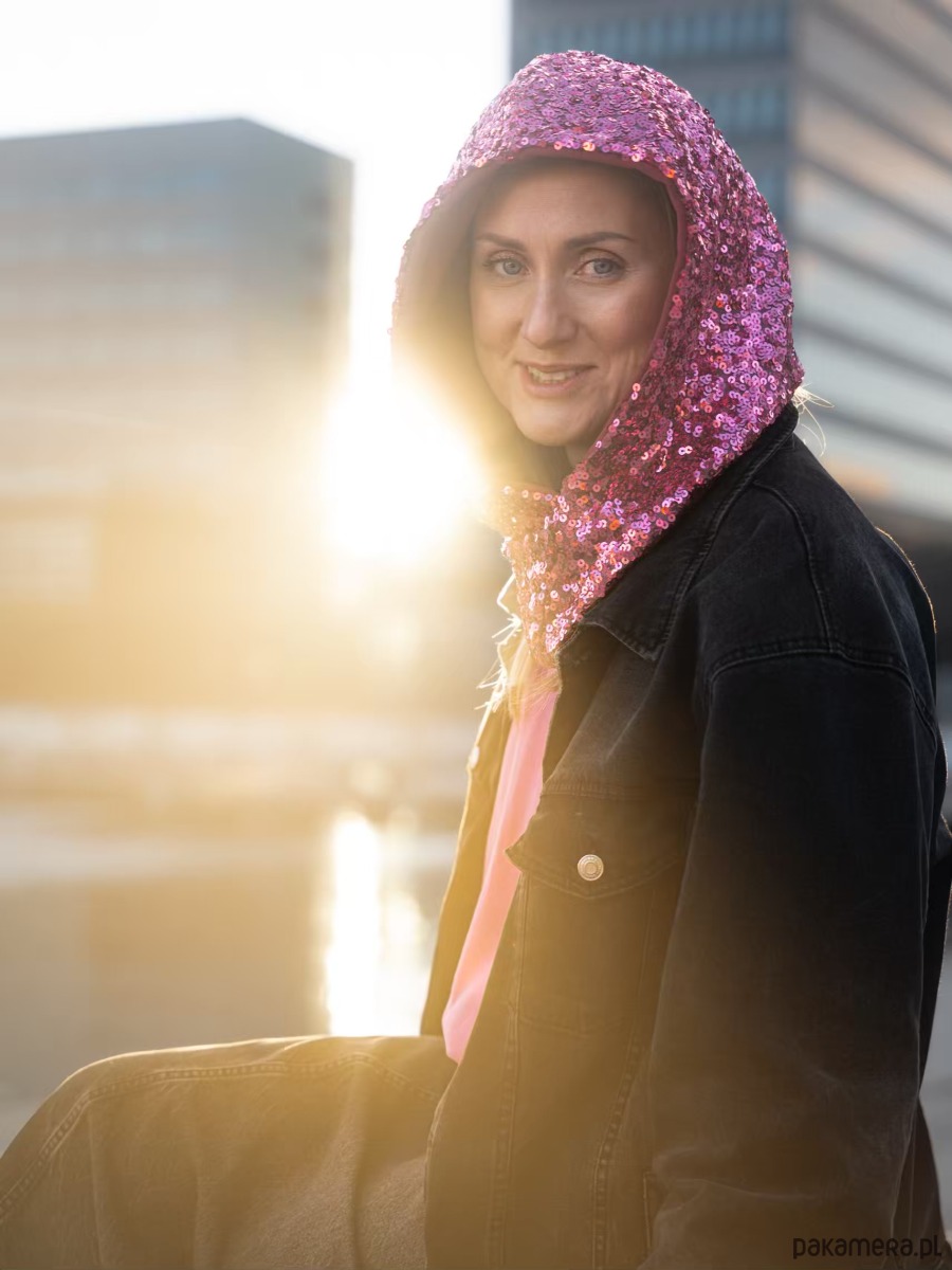 czapki damskie Cekinowy Tulik/kaptur 2