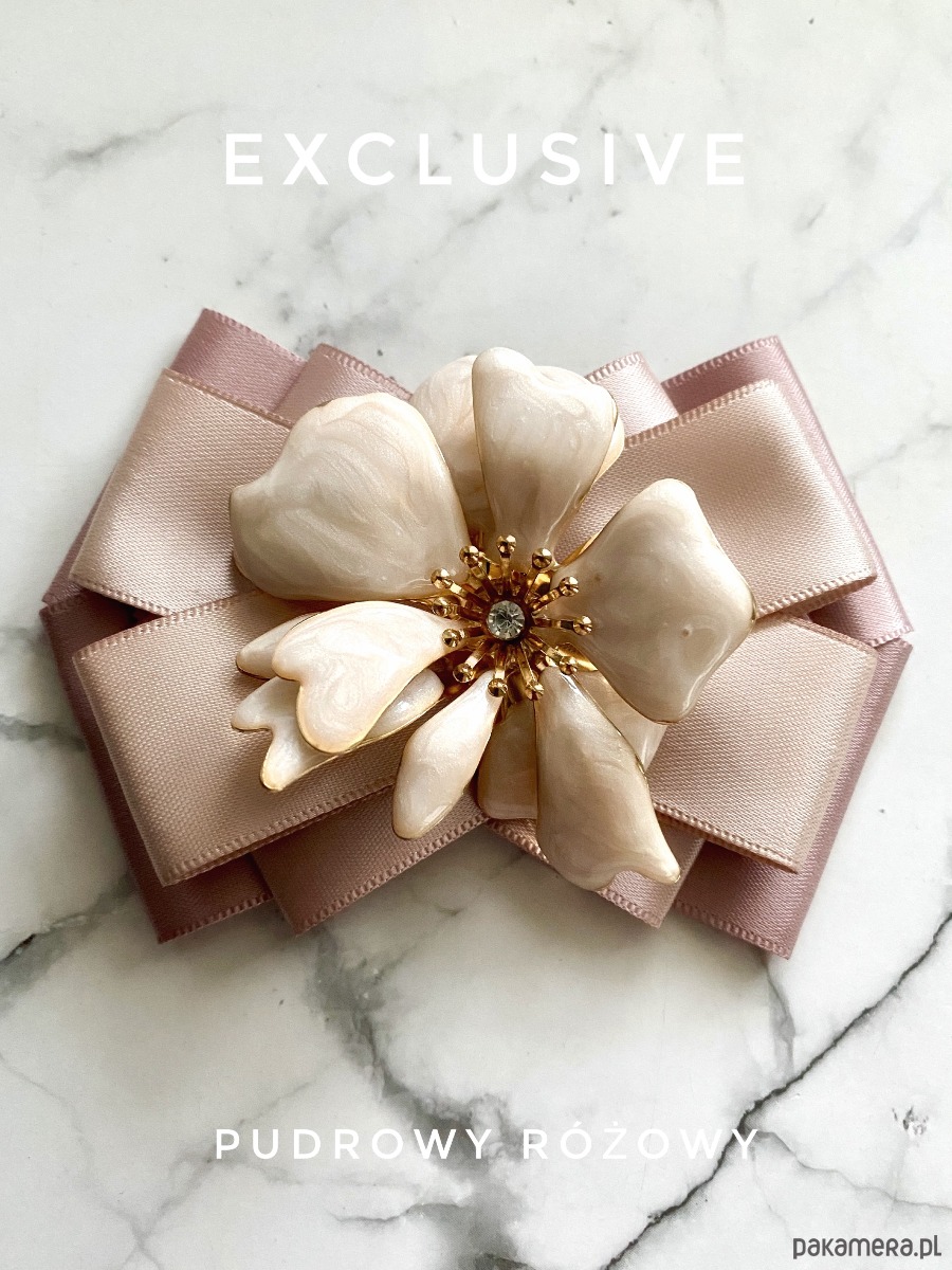 broszki Brosza  z niesamowitym perłowym Kwiatem 3d    NEW 1