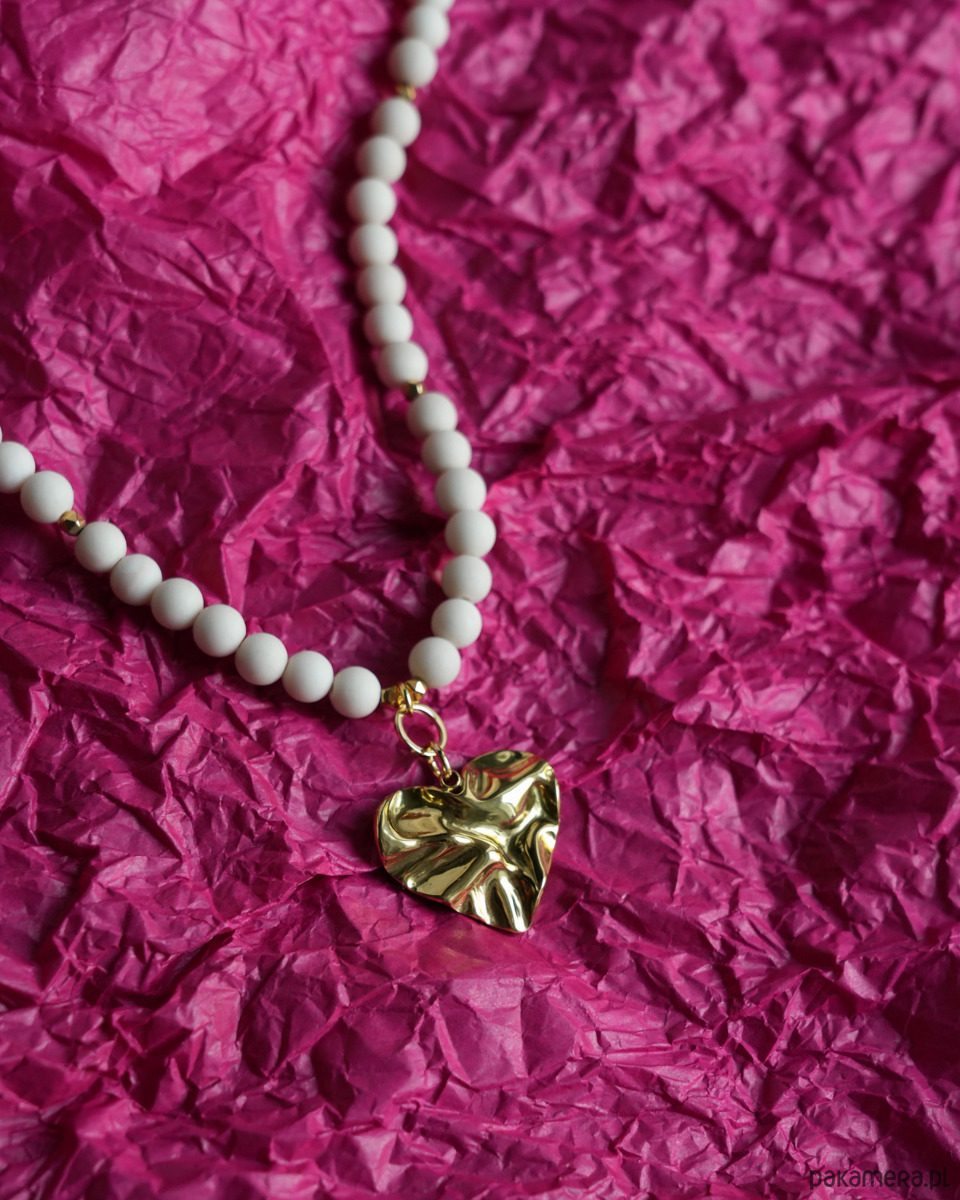 chokery Naszyjnik z kamienia rzecznego z sercem 3