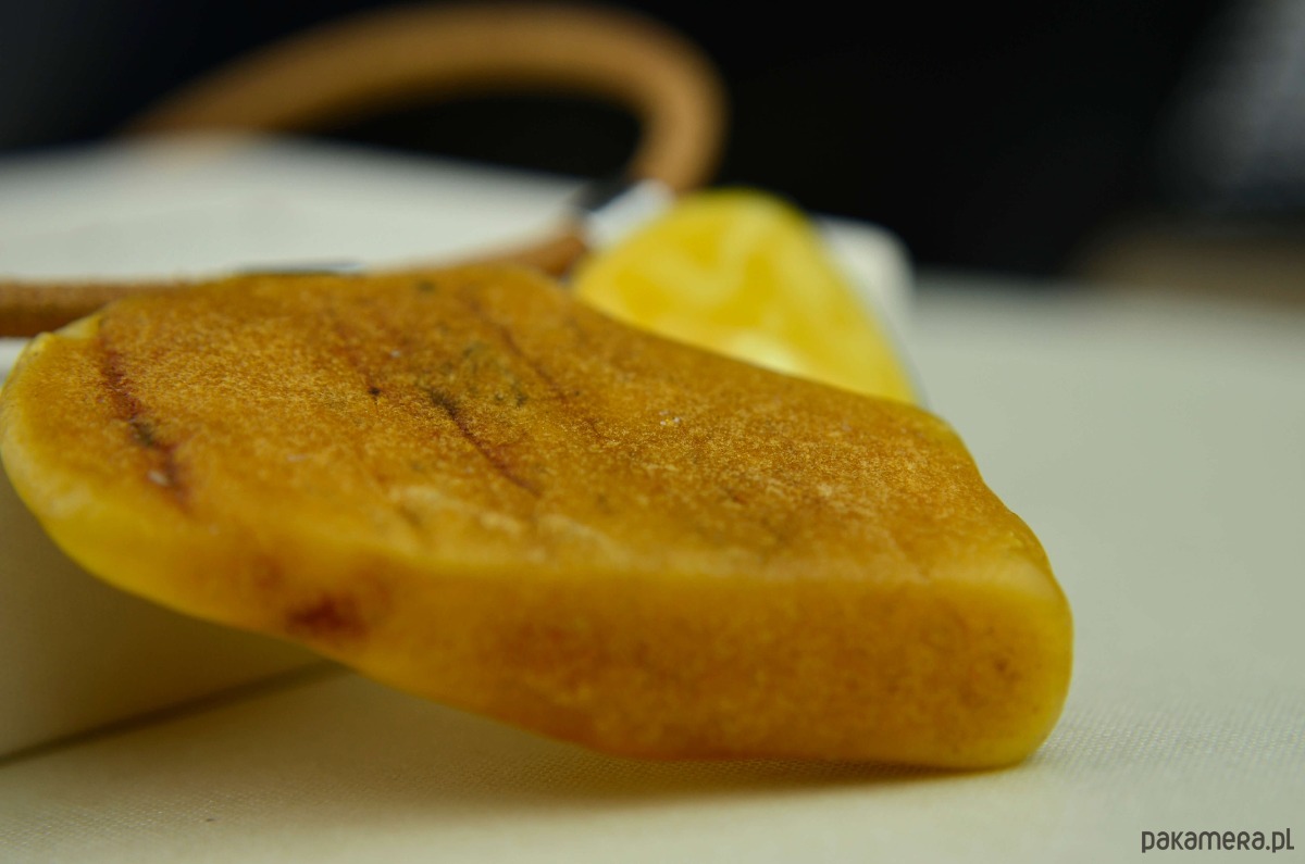 wisiory Naszyjnik z bursztynami: Serce z rzemieniem 4