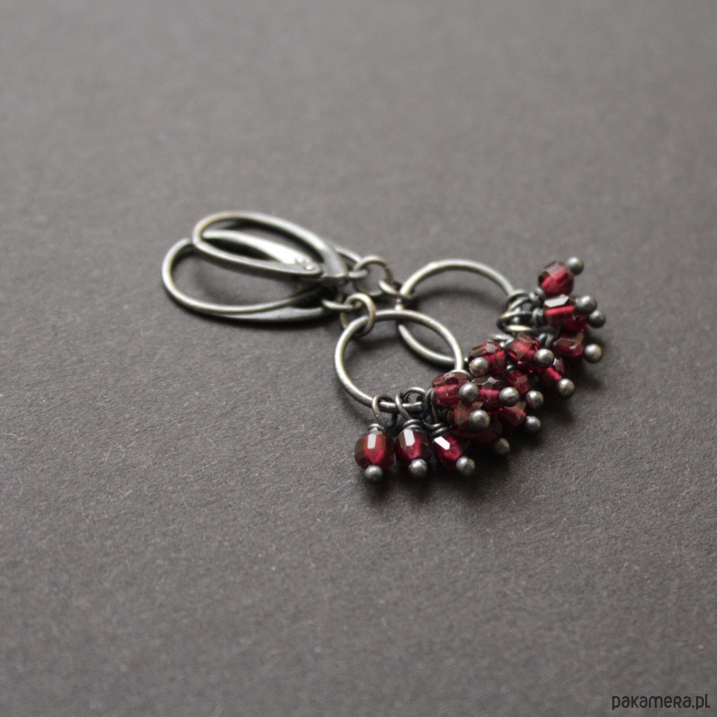 kolczyki z kamieniami Kolczyki cyganeczki z granatami 1