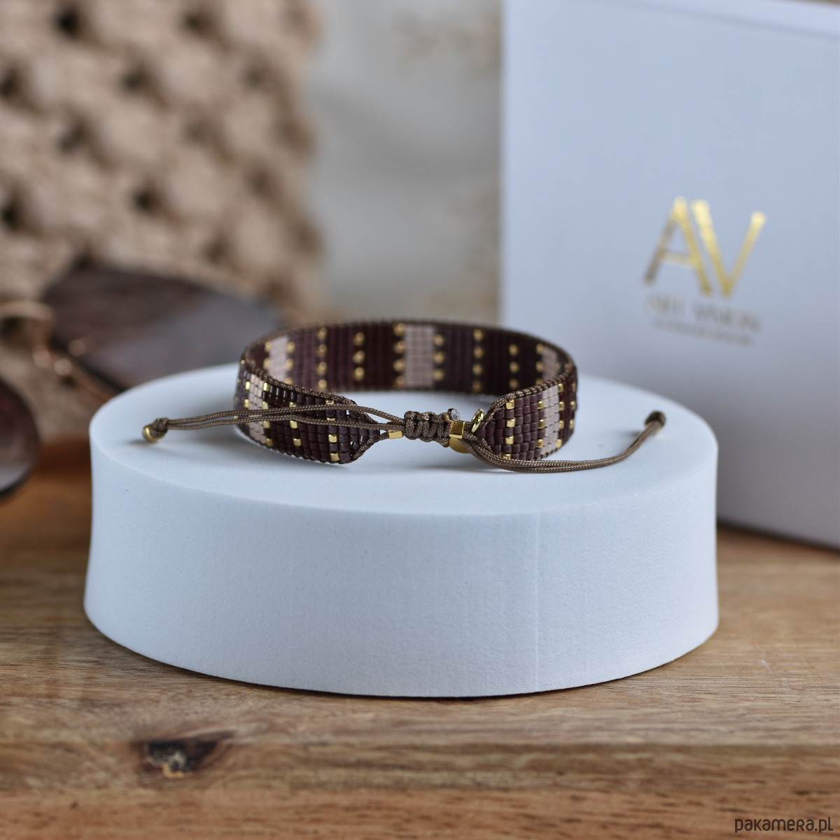 bransoletki na sznurku Tkana bransoletka - Beżowo-brązowa 1