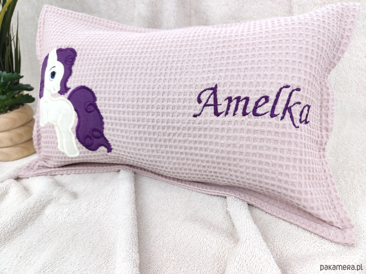 poduszki do pokoju dziecka Personalizowany prezent dla dziecka - imienna poduszka z kucykiem pony 2