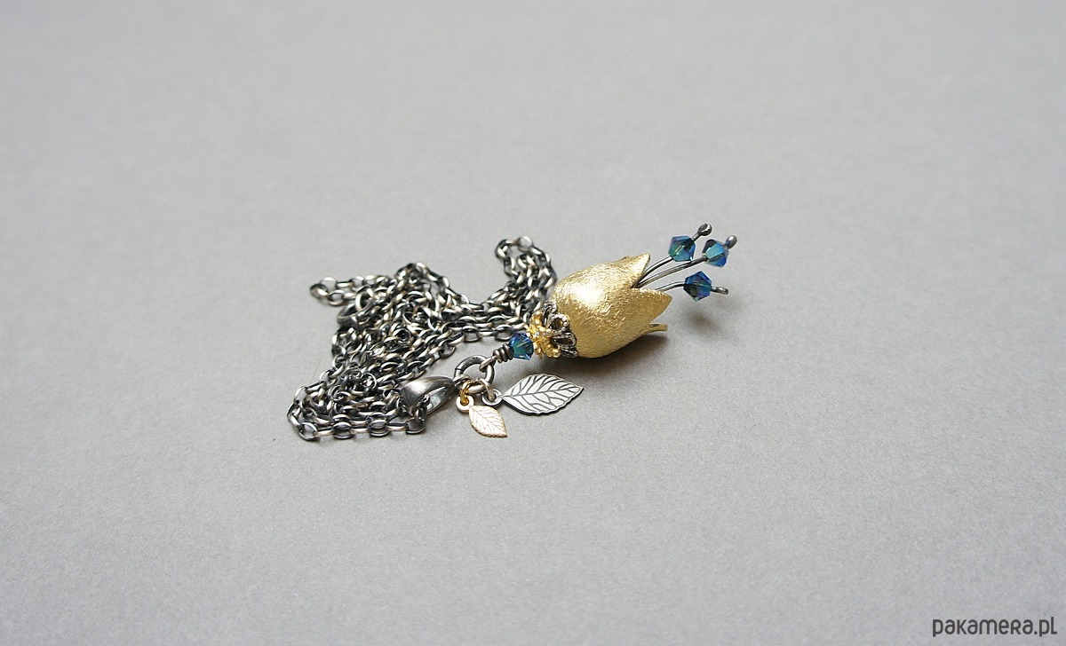 wisiory Dzwonek /metalic blue/  naszyjnik 5