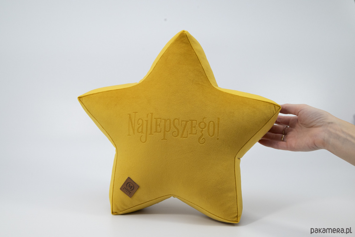poduszki z napisami Poduszka dekoracyjna gwiazdka, świąteczna velvetowa - grawer NAJLEPSZEGO! 3