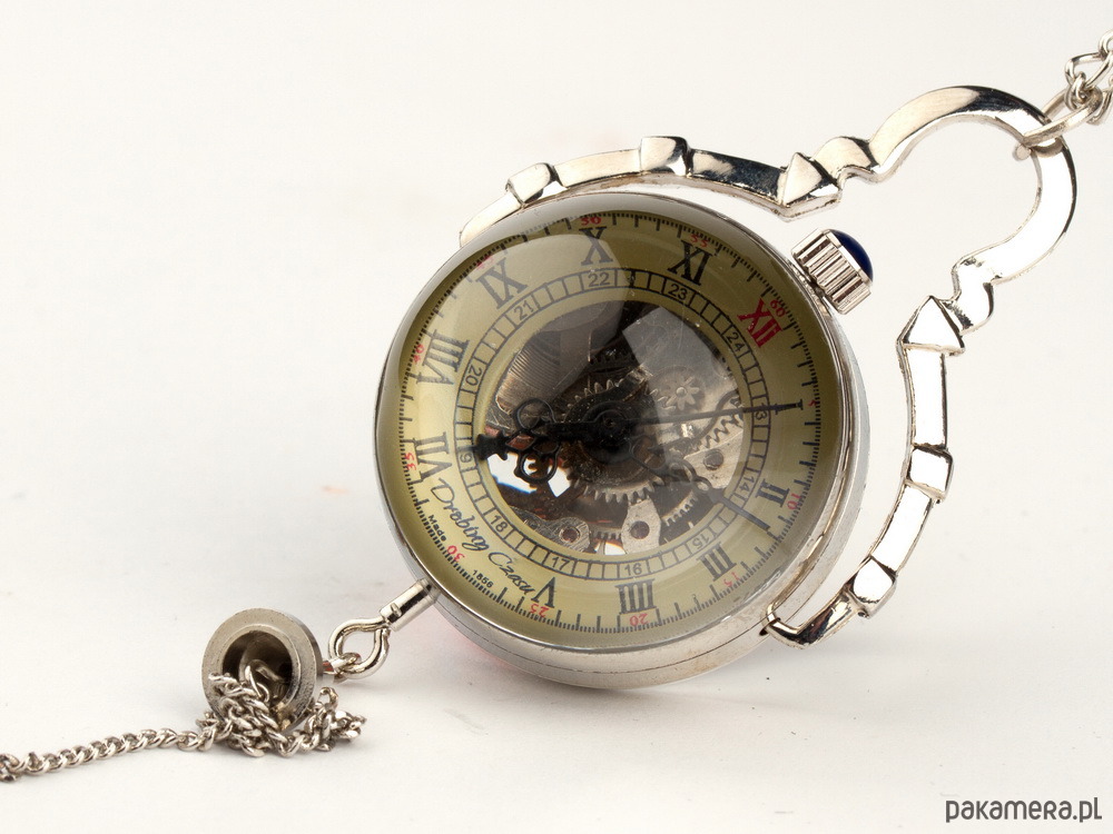 wisiory CZAS ZATOPIONY w srebrze - Drobiny Czasu 1