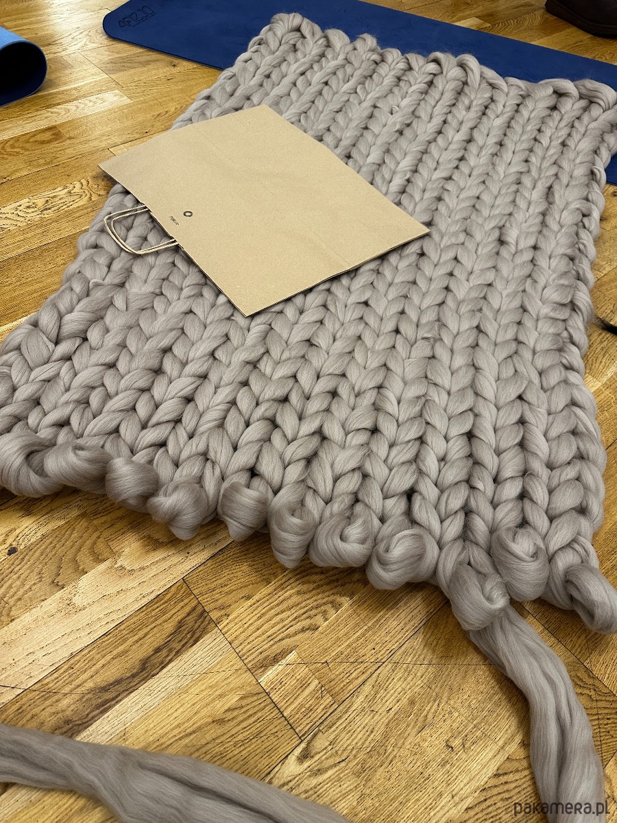 Warsztaty inne INDYWIDUALNY WARSZTAT -Zaplatamy Koce XXL - z grubej wełny - POZNAŃ 4