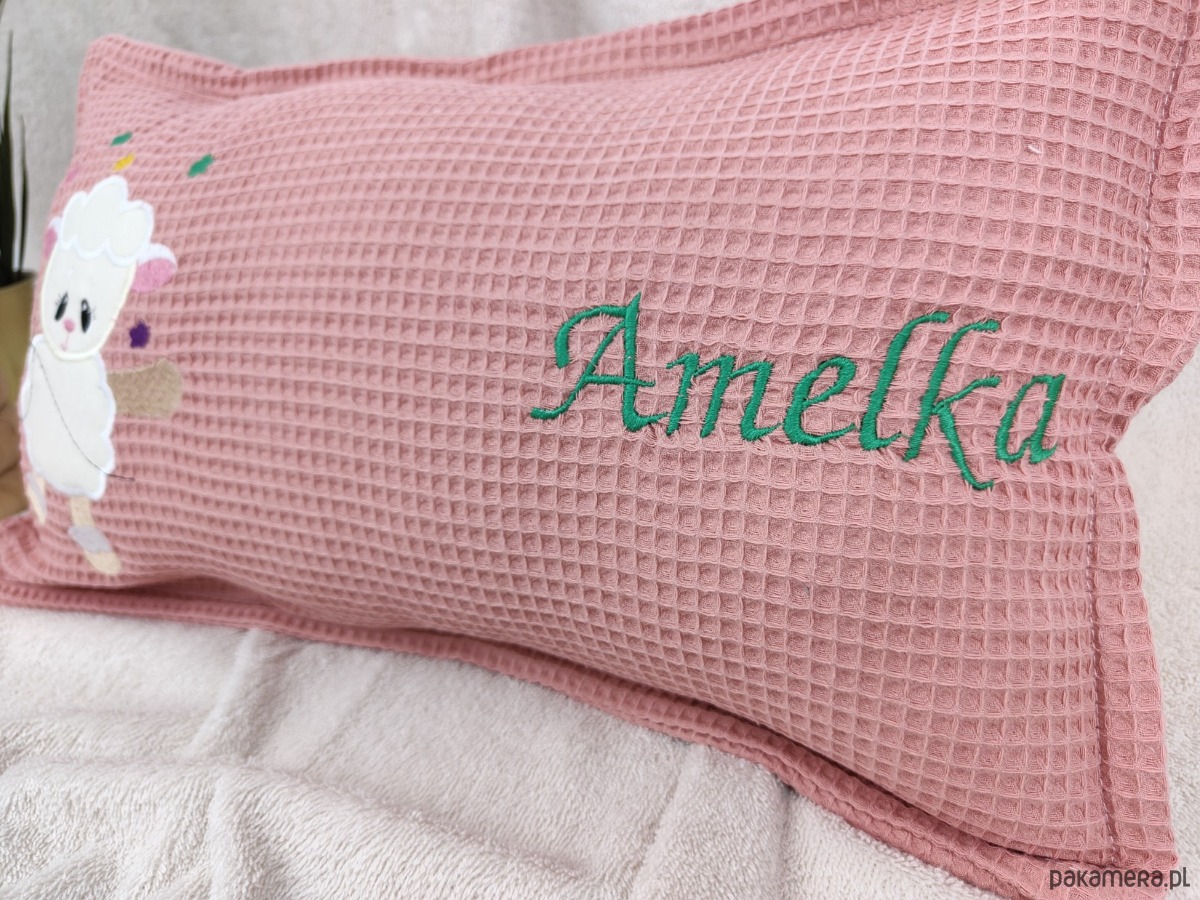 poduszki do pokoju dziecka Personalizowany prezent dla dziecka - imienna poduszka z owieczką 2