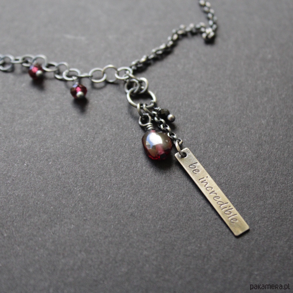 srebrne naszyjniki Naszyjnik Be incredible z granatmi i czarnym turmalinem 3