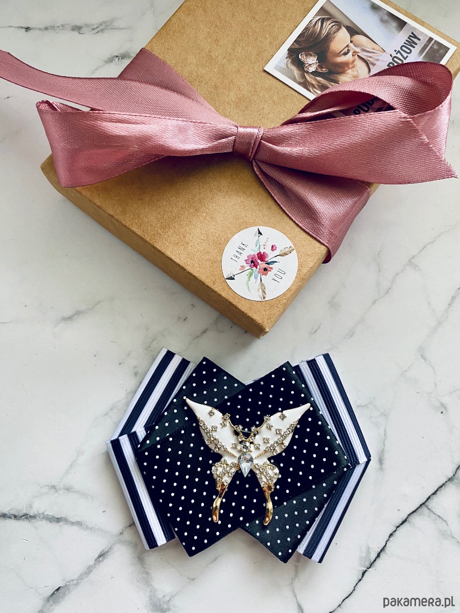 broszki Brosza Black & White z cudownym Motylem  NEW 6