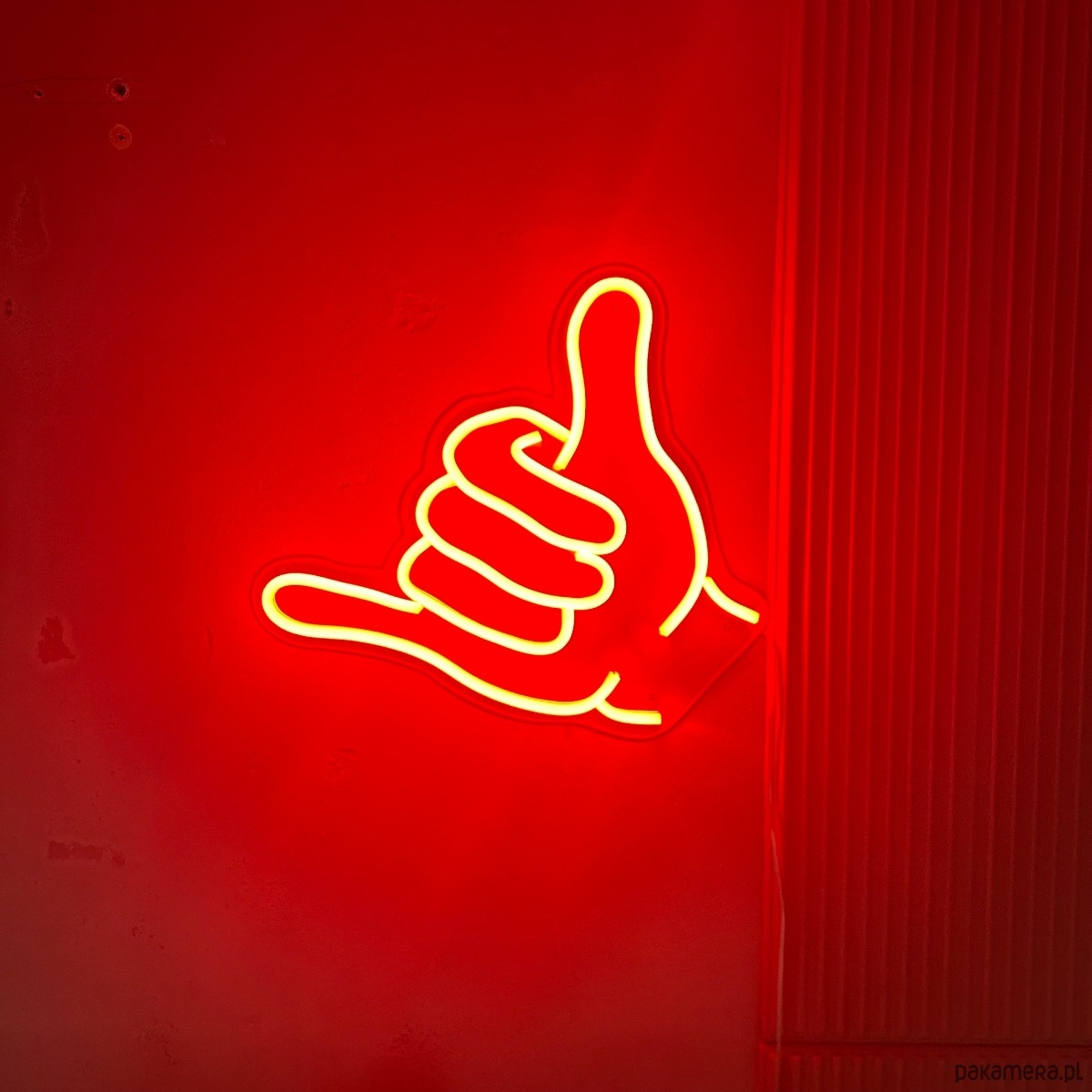 dekoracje świetlne Neon LED Shaka / Hang Loose lampa ścienna, surf vibe 4