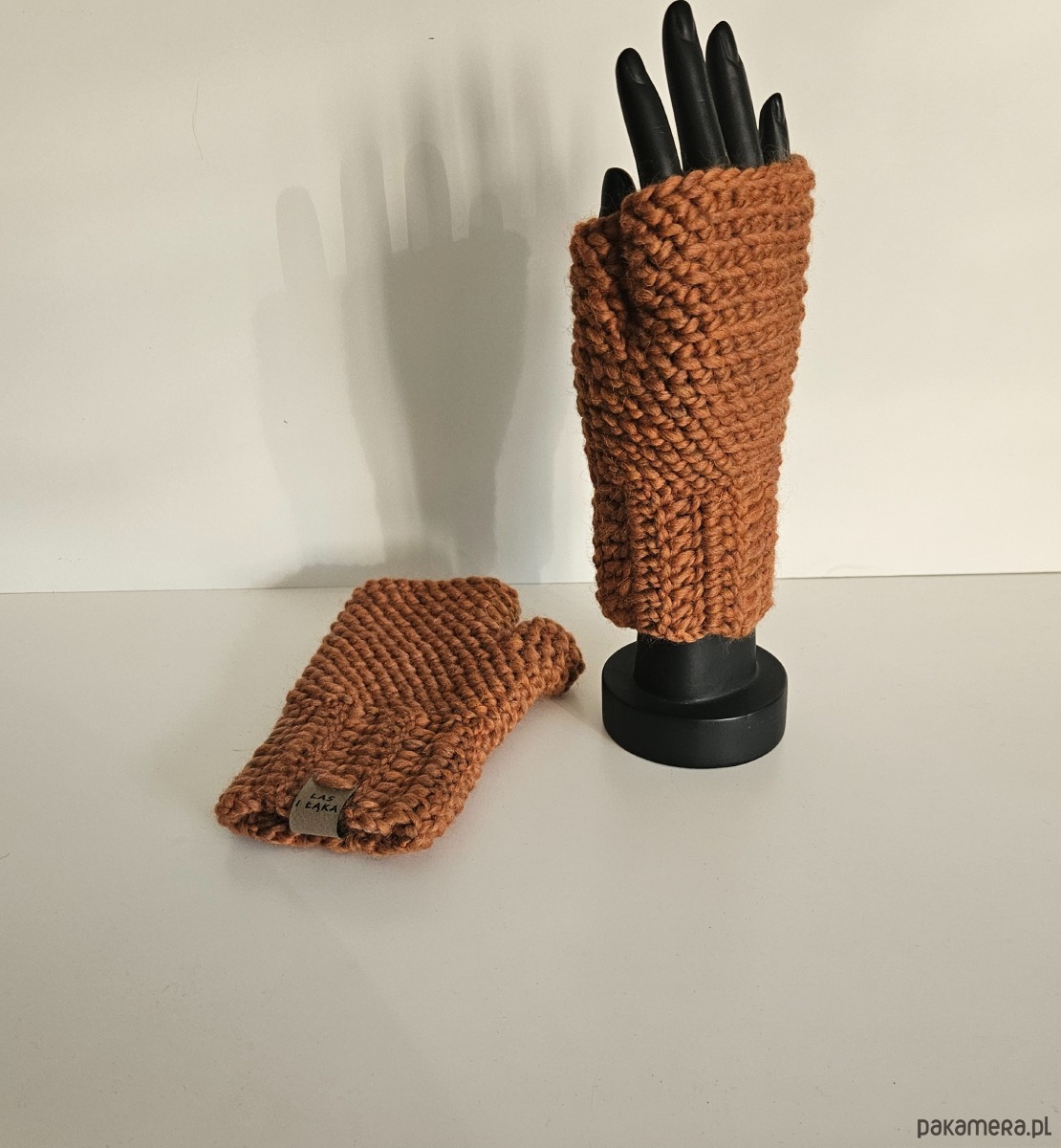 rękawiczki damskie Mitenki jesienno/zimowe w kolorze miedzi 1