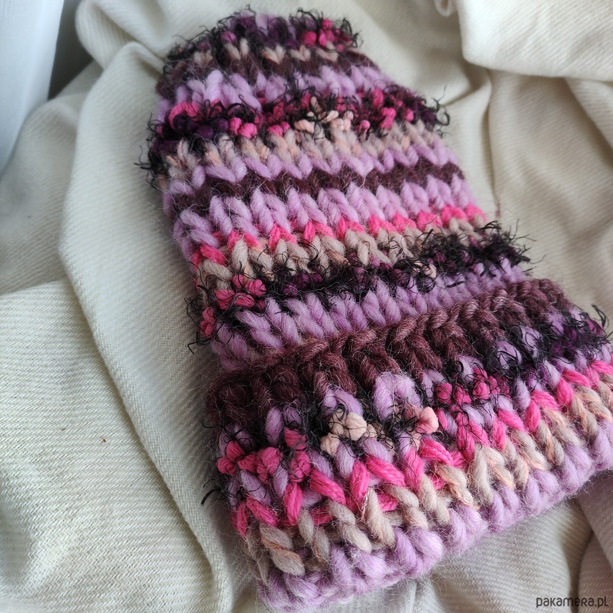 czapki damskie Wełniana kolorowa czapka na drutach WOOLLY pink bubble 6