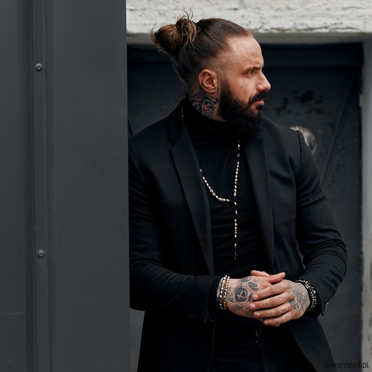 biżuteria męska Męska bransoletka - złote czachy 1