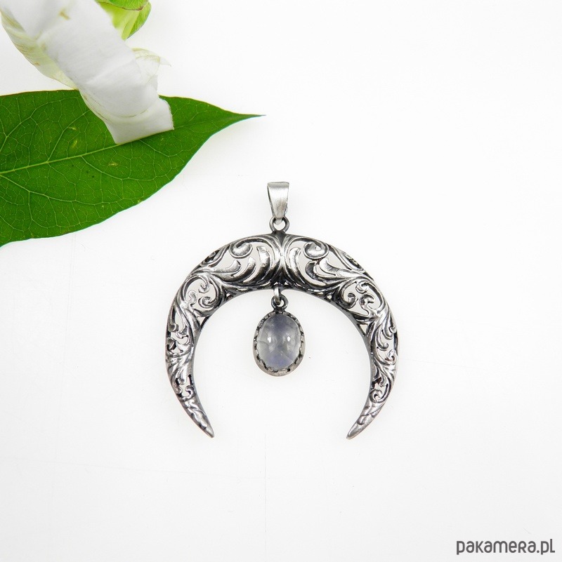 wisiory Lunula  z kamieniem księżycowym - zawieszka 3