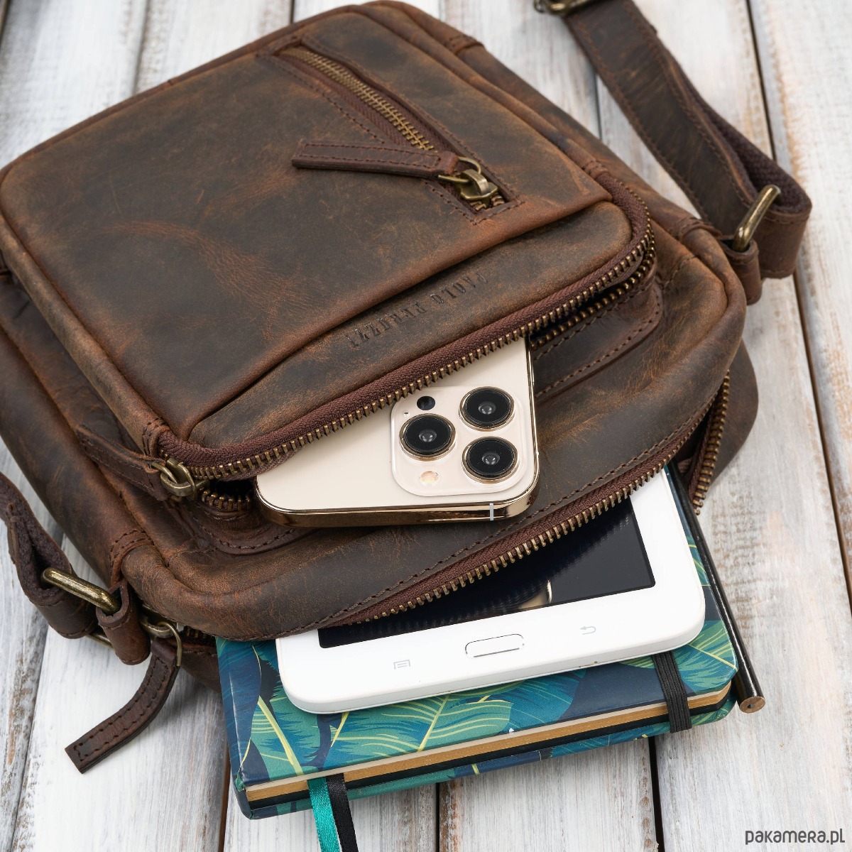 torby i nerki męskie Listonoszka męska skórzana saszetka na ramię brązowa vintage Paolo Peruzzi 5