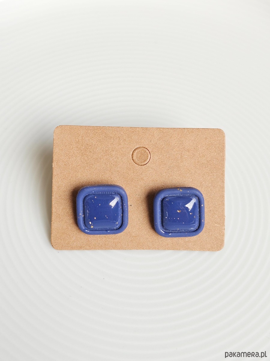 kolczyki z masy plastycznej Kolczyki kwadraty granatowe 2