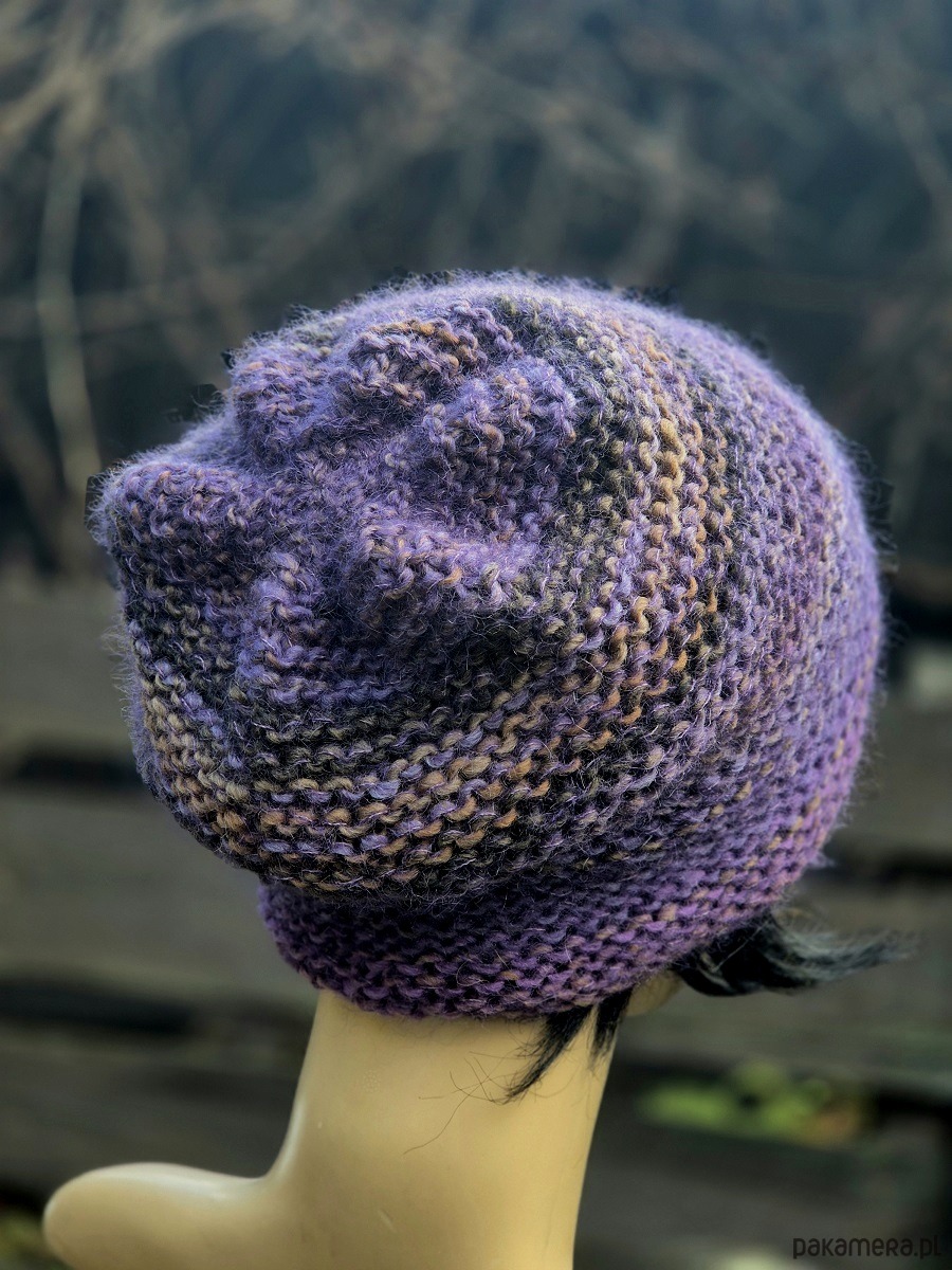 czapki damskie Fiolety / czapka z jedwabiem 1