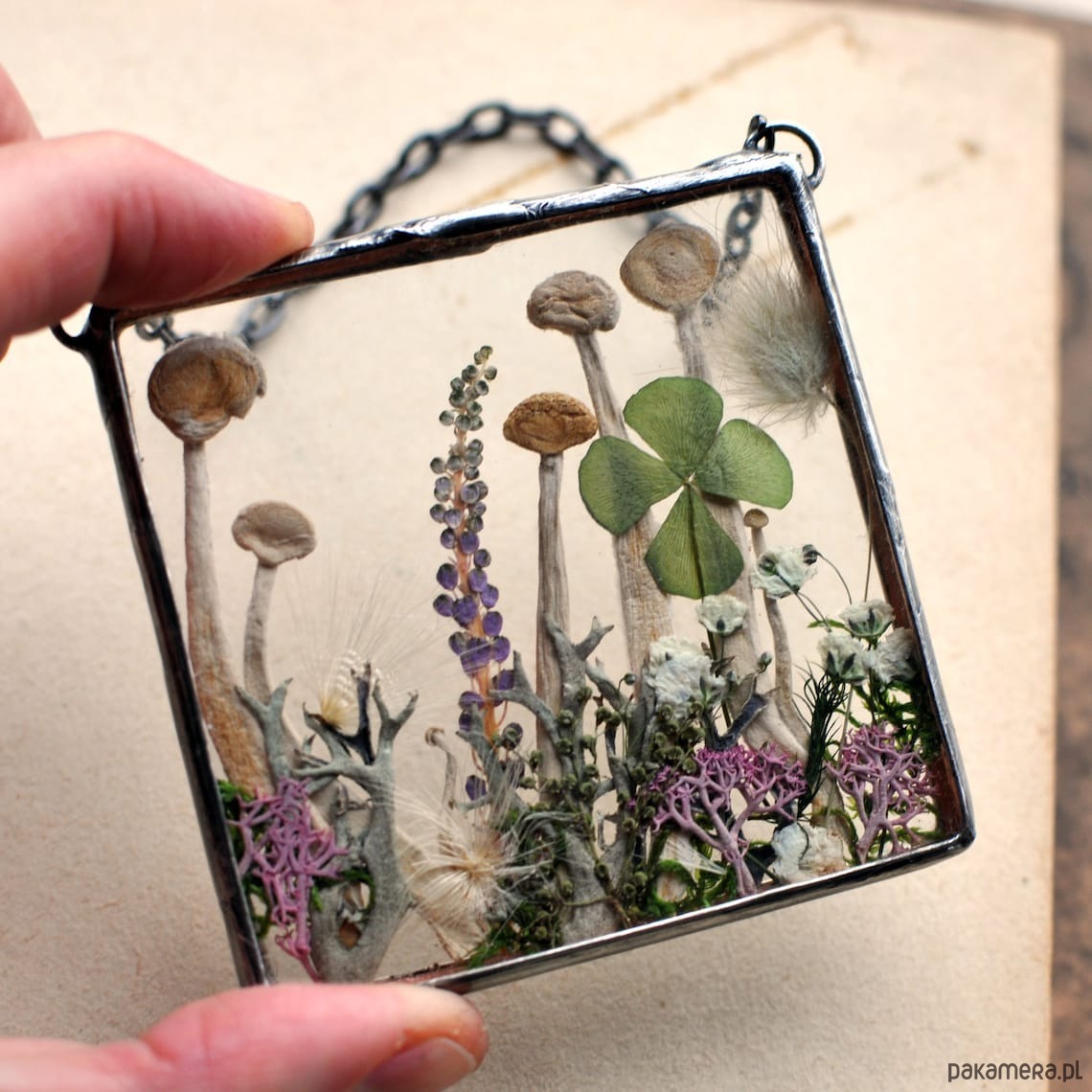 Ozdoby na ścianę Urocza łączka - dekor z grzybkami 3