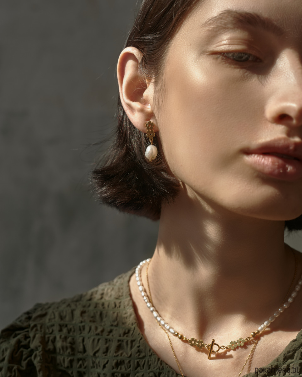 wisiory Flora- Naszyjnik- Perły- Niezapominajka 3