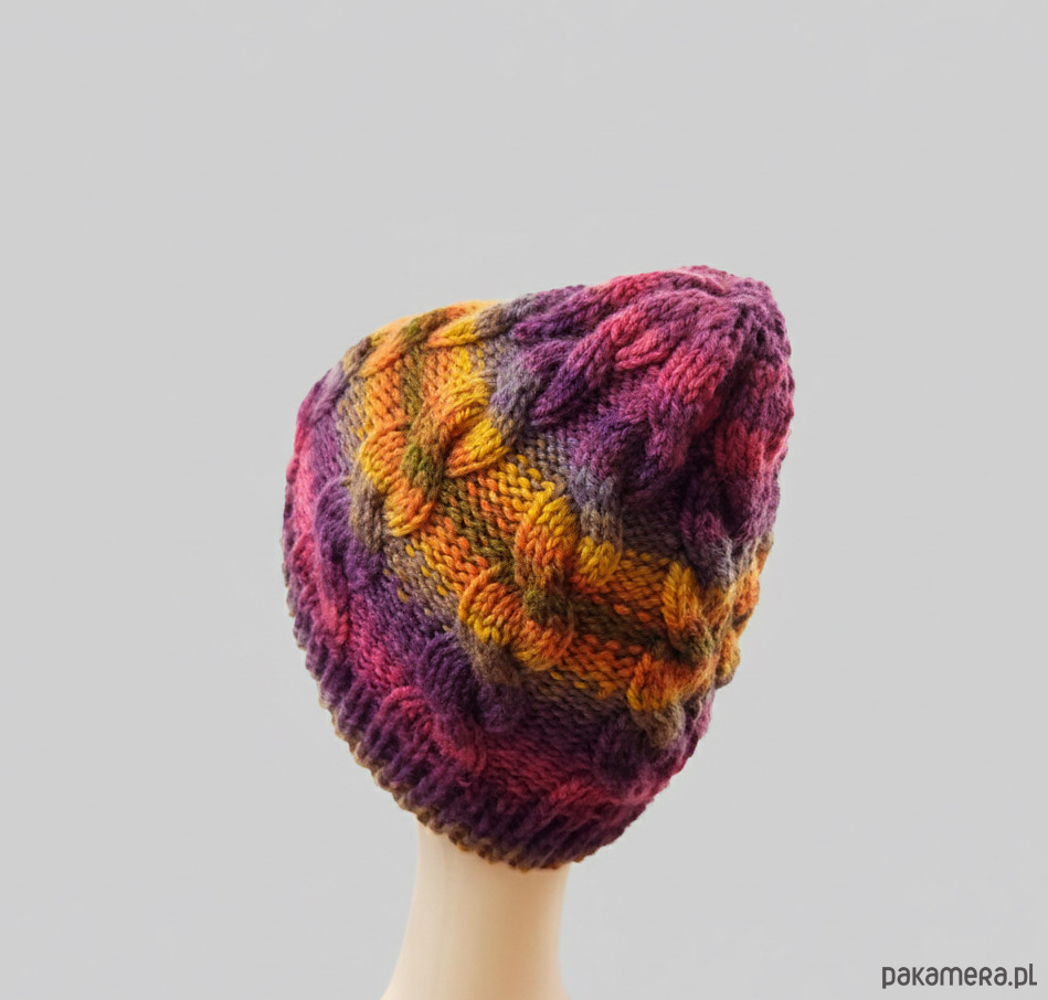 czapki damskie 6916 Dzianinowy Zestaw Winter Sunset: Czapka i Komin 4