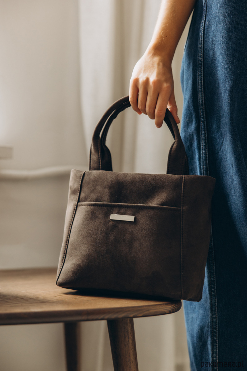 torby na ramię Kuferek listonoszka z nubuku tapicerskiego w kolorze brunatnym 3