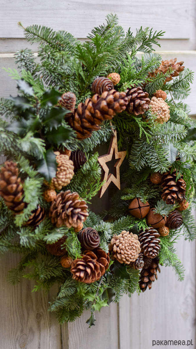 wianki bożonarodzeniowe Świąteczy wianek - Spacer po lesie 1
