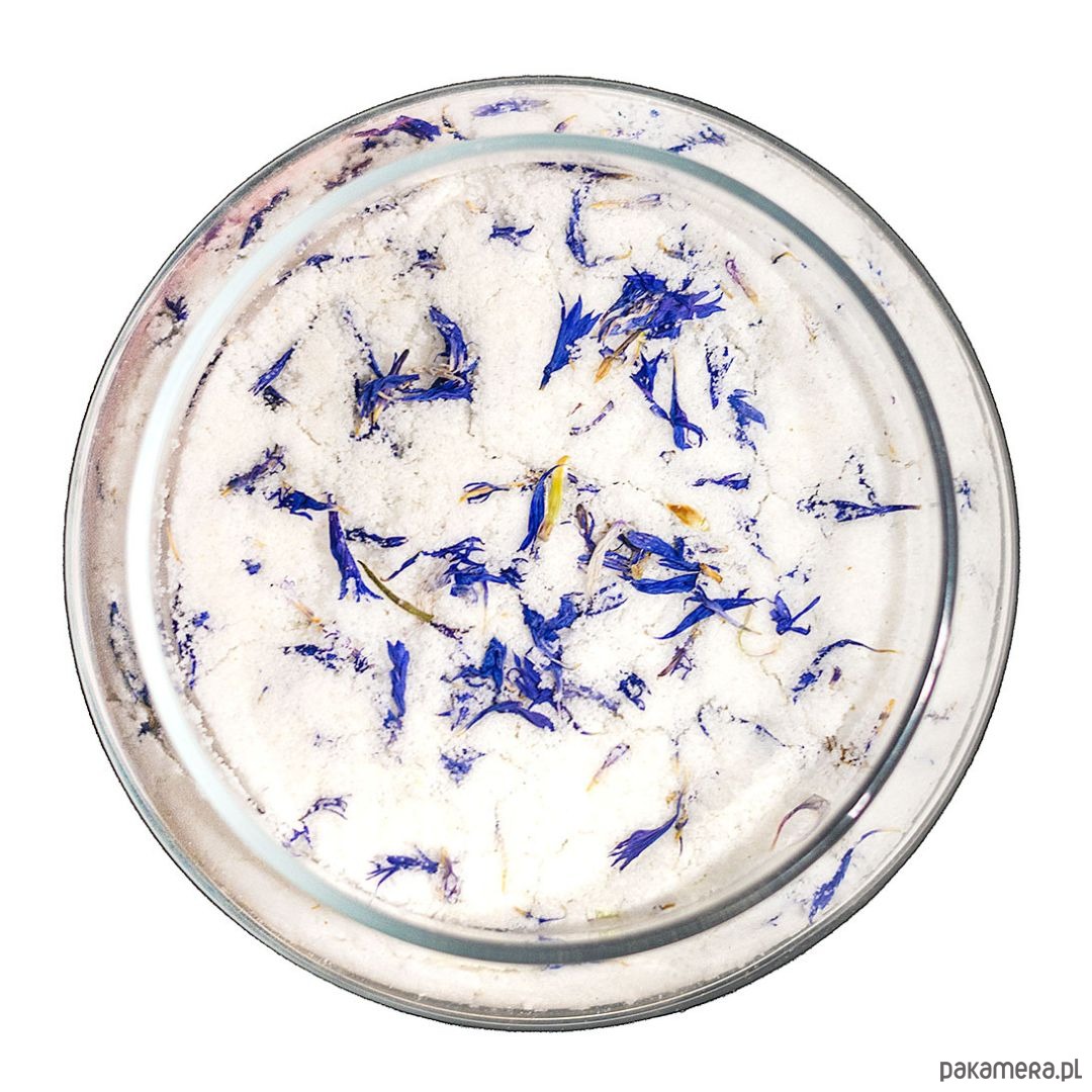 produkty do kąpieli Musujący puder kąpielowy Cedr z bławatkiem i mlekiem kozim 1