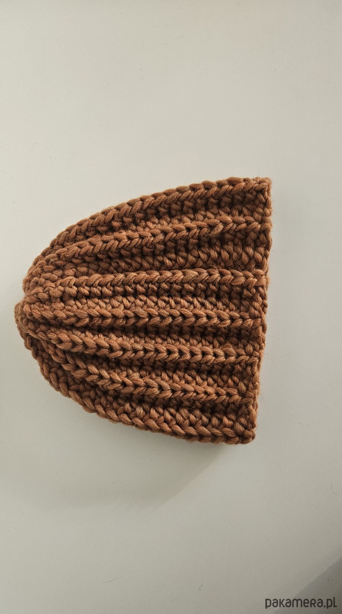 czapki damskie Czapka wełniana w kolorze miedzi 1