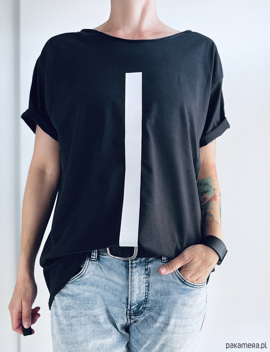 t-shirt damskie Kreska biała na czarnym Oversize 1