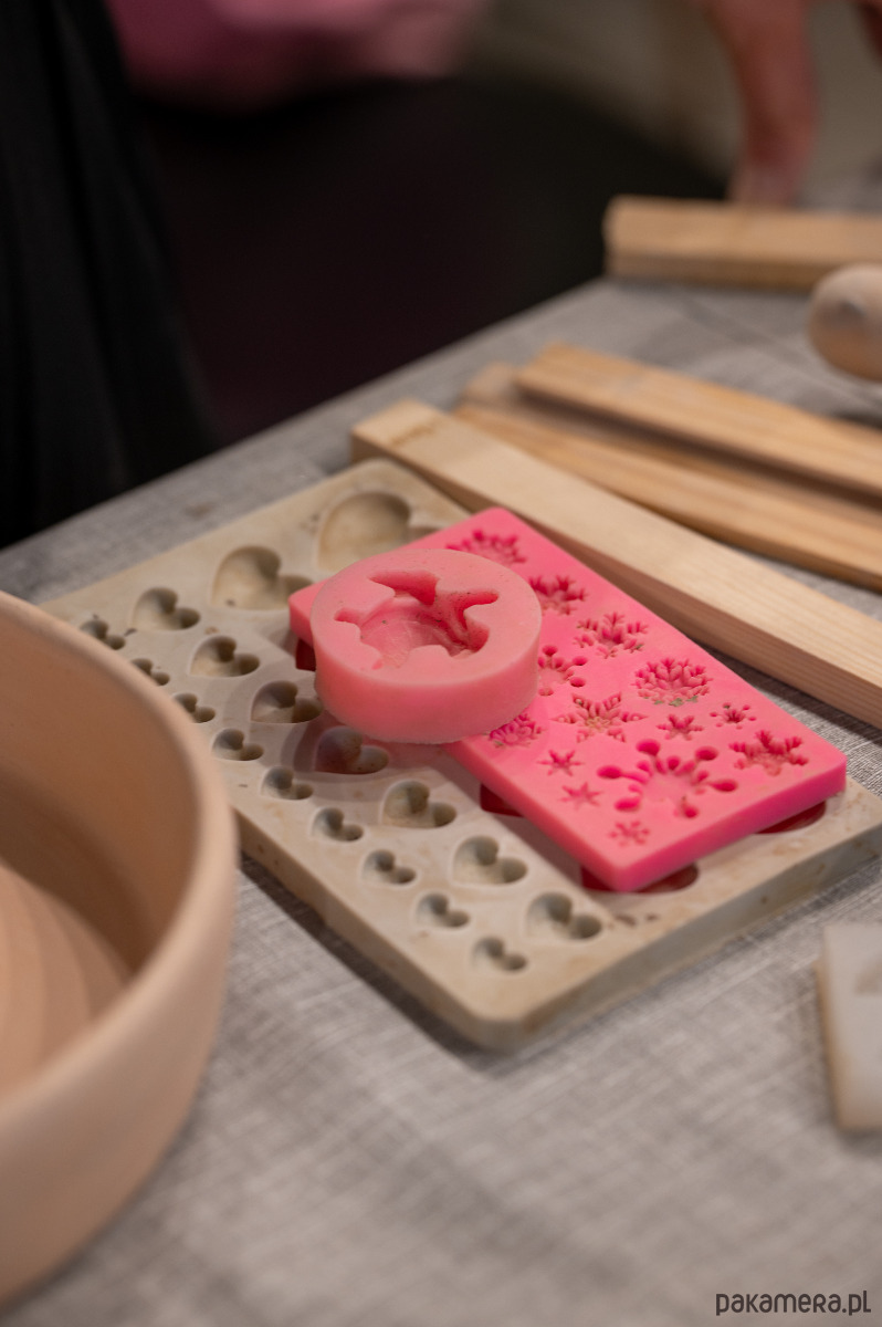 Warsztaty ceramiczne Lepimy wazony z gliny - Wrocław - warsztaty ceramiczne 0