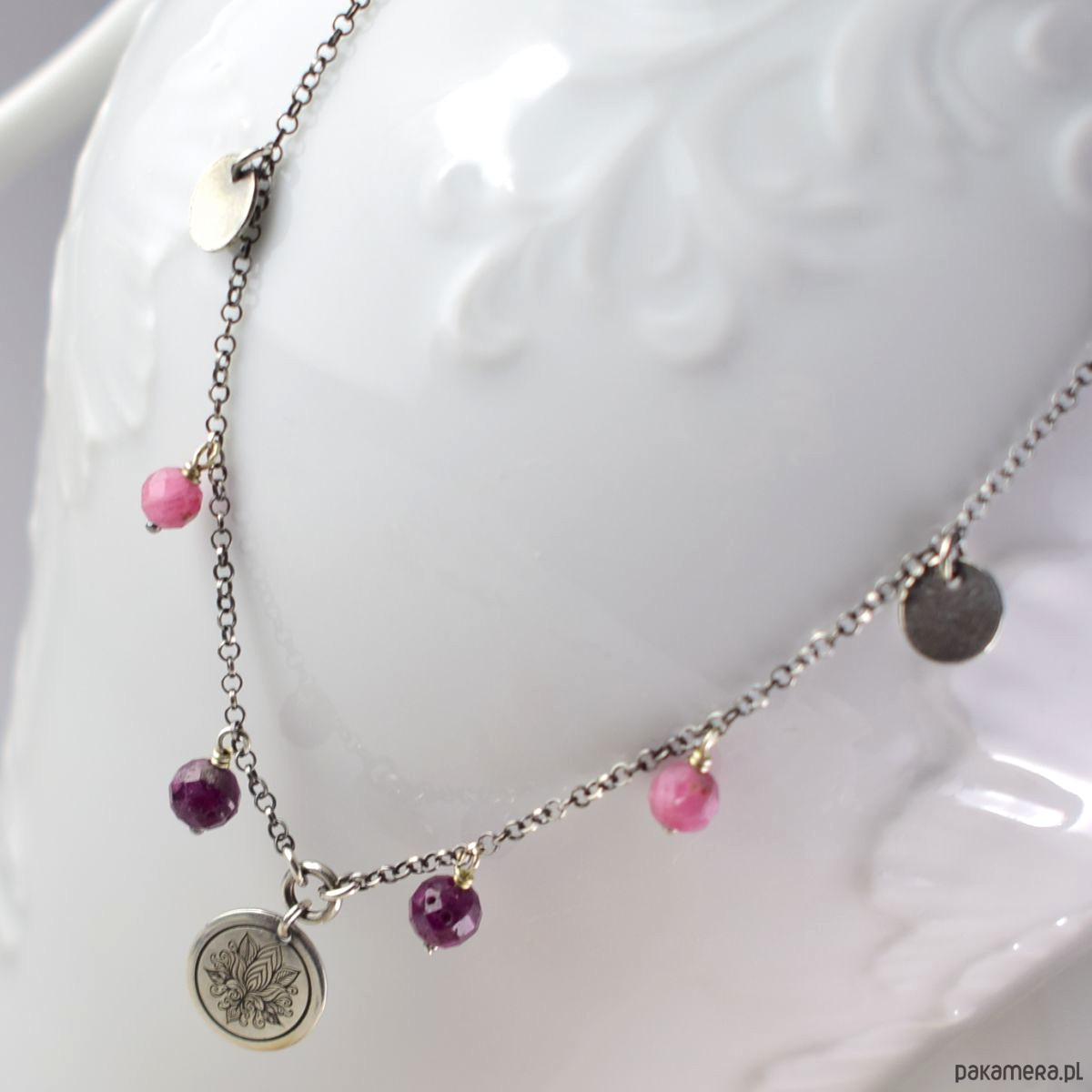 srebrne naszyjniki Rubin i kwiat lotosu - srebrny naszyjnik 3