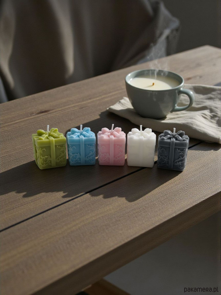 dekoracje świąteczne Zestaw świąteczne prezenciki- świece sojowe dekoracyjne perfumowane 2