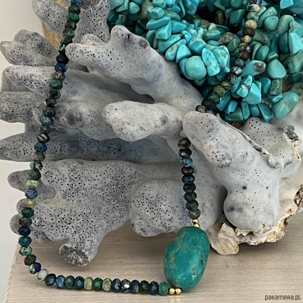 korale NASZYJNIK  z naturalnych kamienii - chryzokola i turkus MOC i Energia 1
