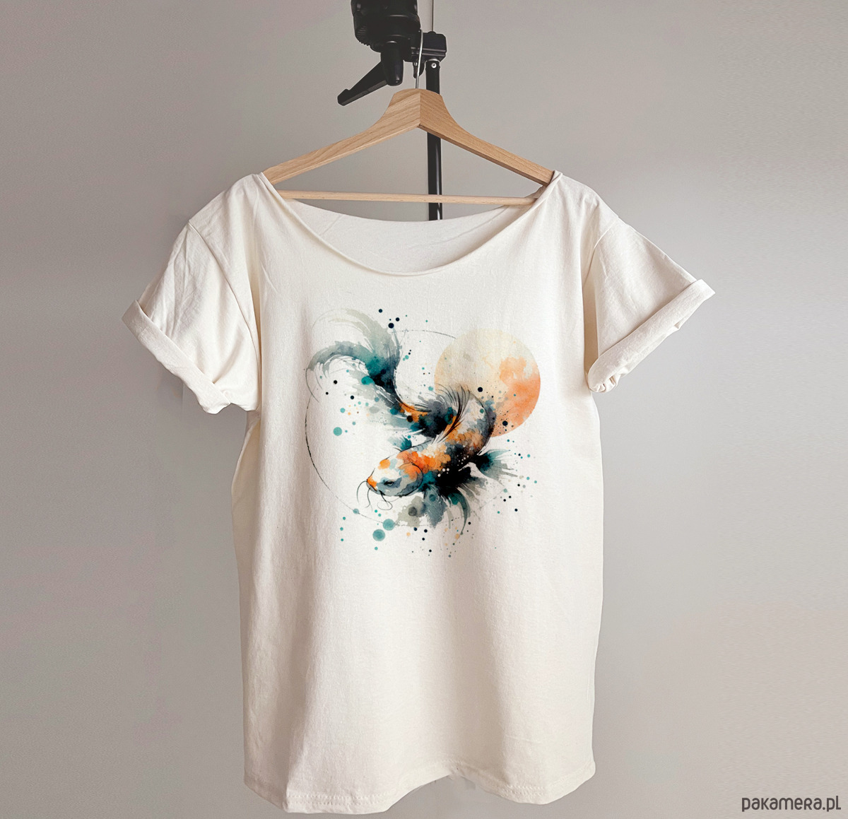 t-shirt damskie Koi niebieski na Waniliowym oversize 1