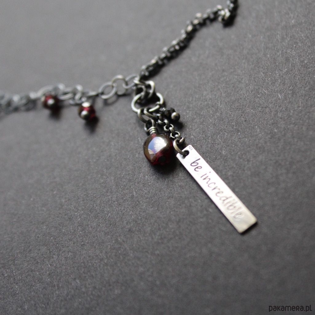 srebrne naszyjniki Naszyjnik Be incredible z granatmi i czarnym turmalinem 7