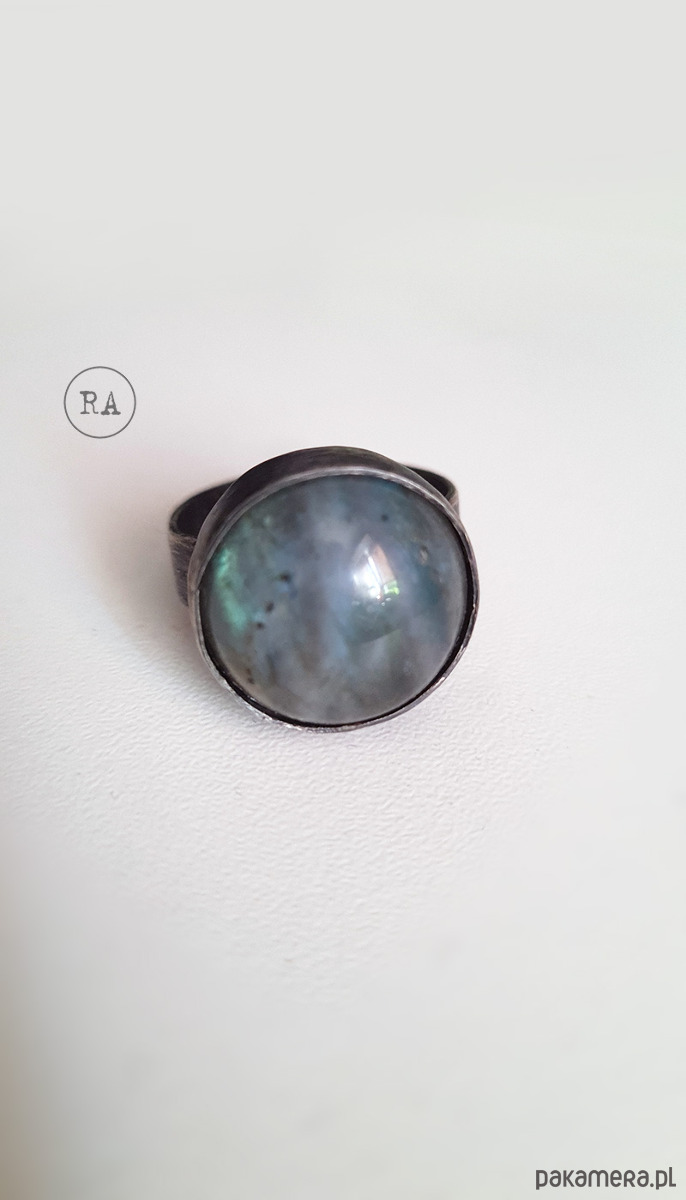 pierścionki srebrne Labradoryt: srebrny pierścień regulowany oksydowany 3