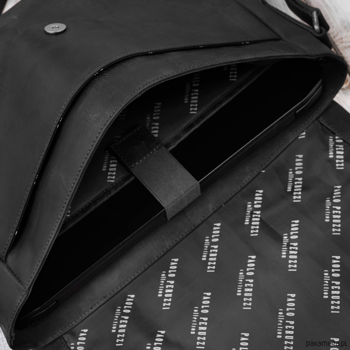 torby i nerki męskie Torba skórzana męska na ramię na laptopa czarna vintage 4