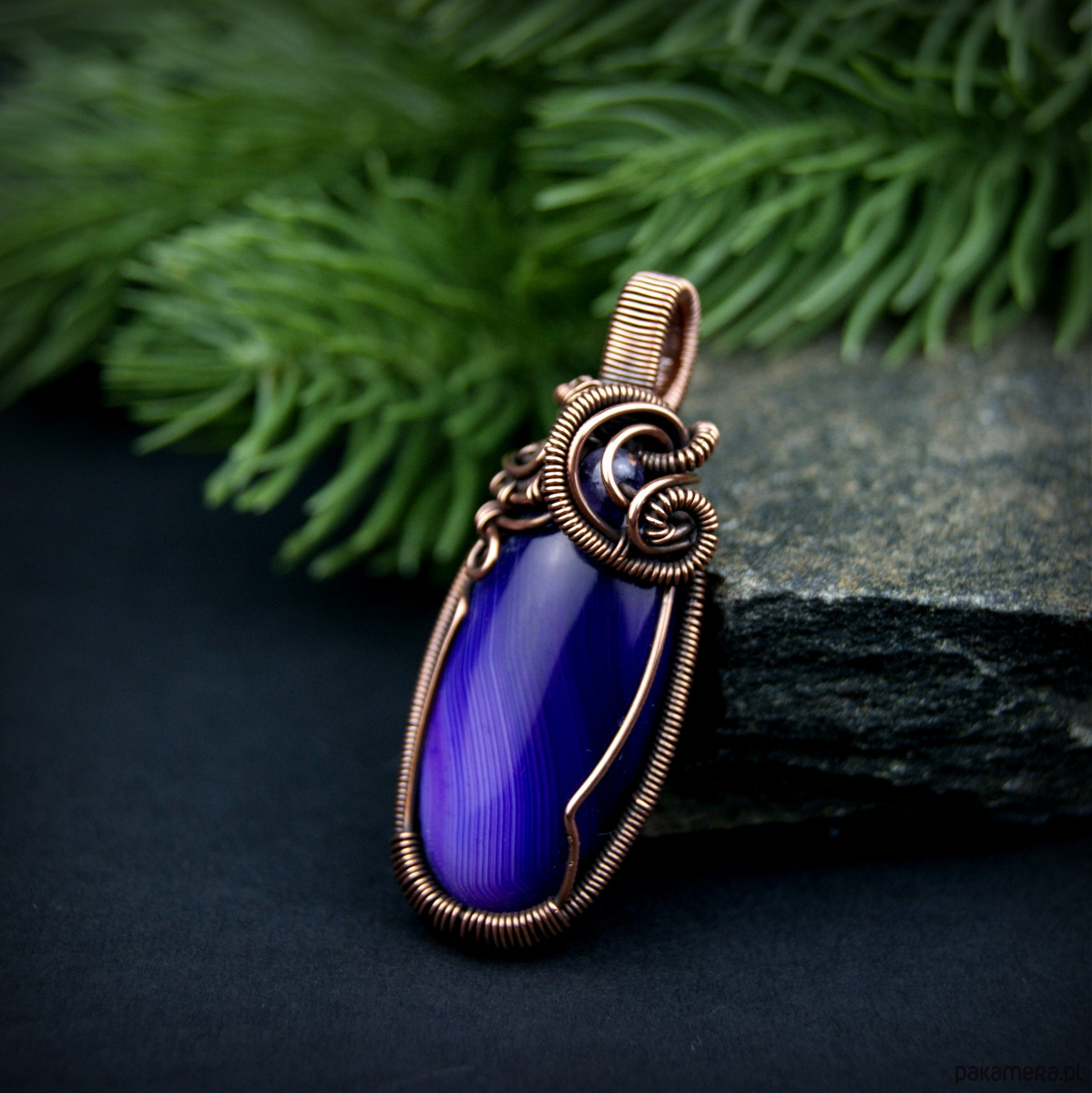 wisiory Wisiorek z fioletowym agatem  wire wrapping 8