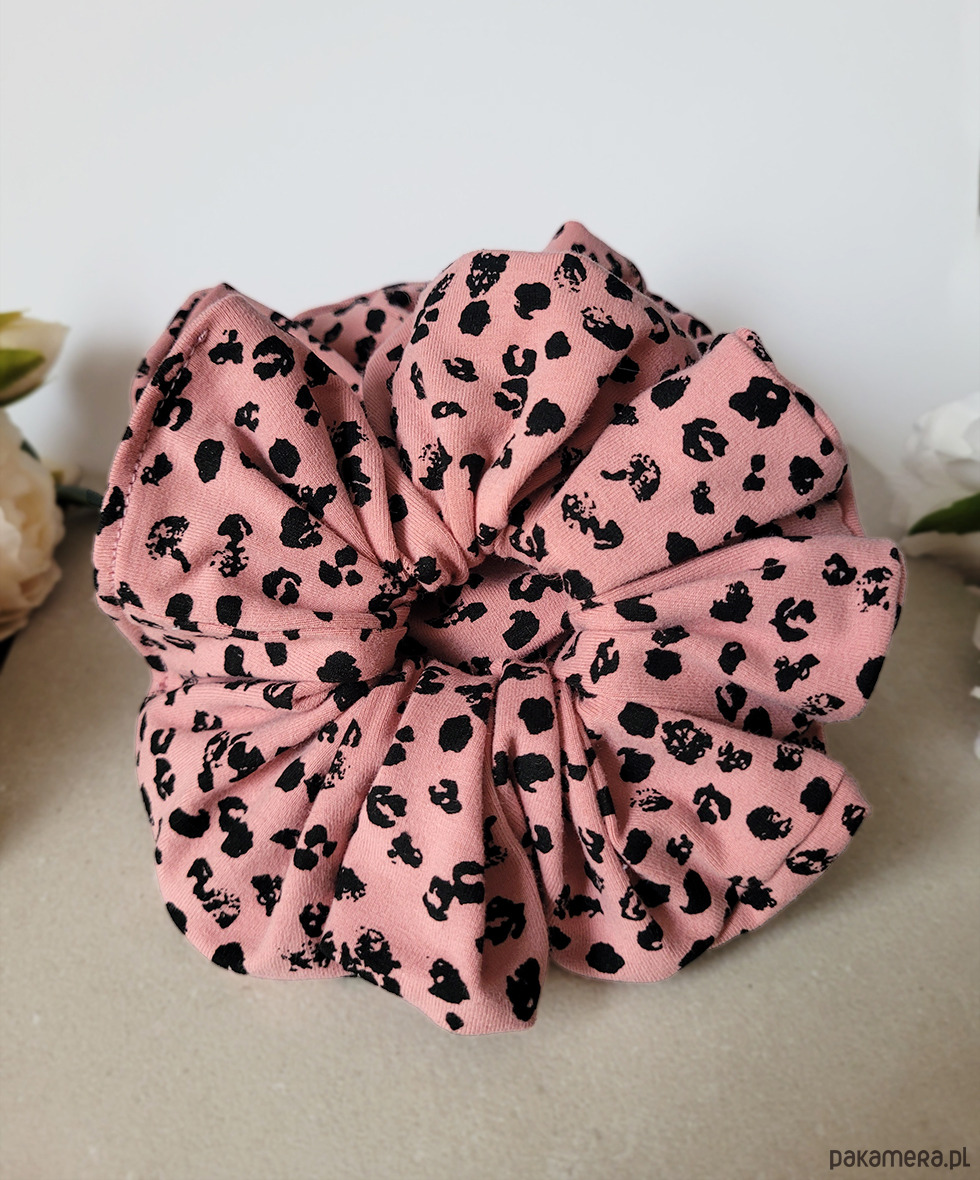 opaski do włosów Komplet opaska + gumka scrunchie panterka różowa 2